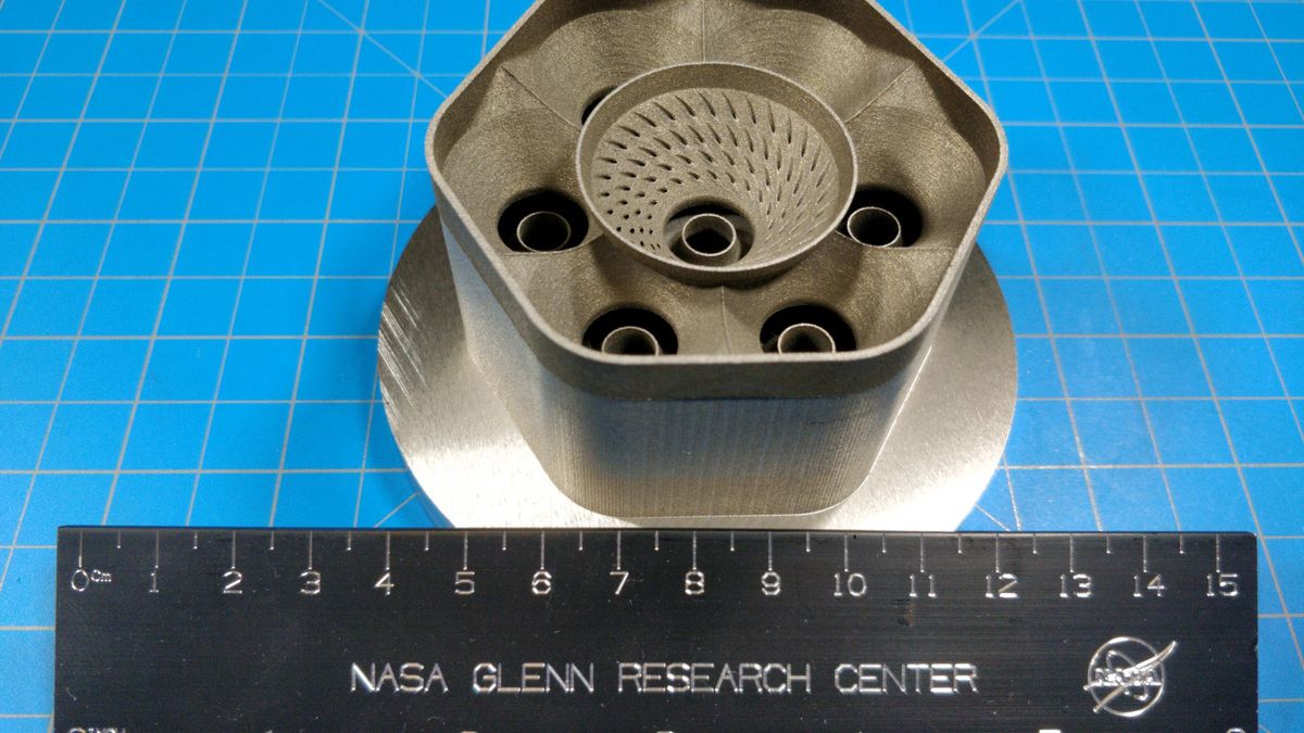 NASA má novou 1000× lepší slitinu pro rakety. Pomohla umělá inteligence